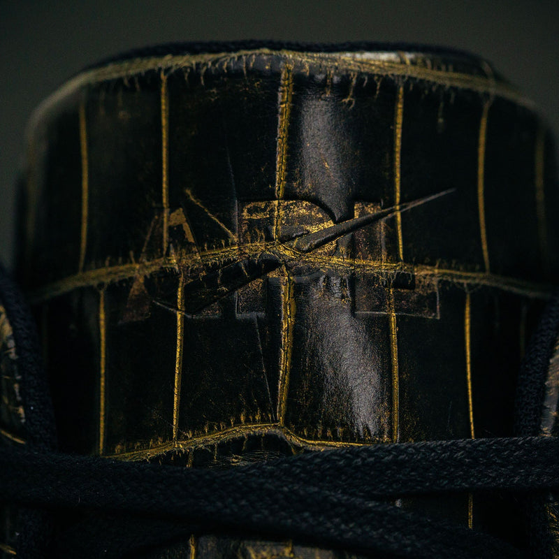 Women's Lusso Supreme Black / Pure Gold view 7