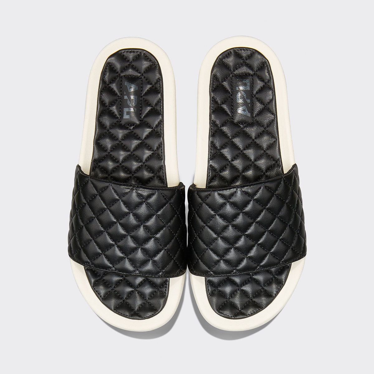 Women's Lusso Slide Black / Pristine view 1